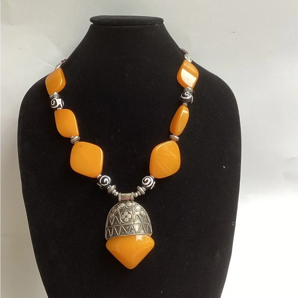 DENKAYS PEARL NECKLACE